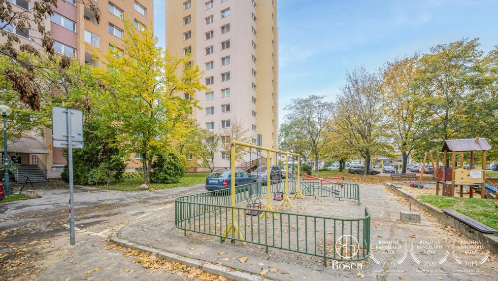 PREDANÉ BOSEN | 3 izbový slnečný klimatizovaný byt v tichej lokalite Bratislava - Podunajské Biskupice