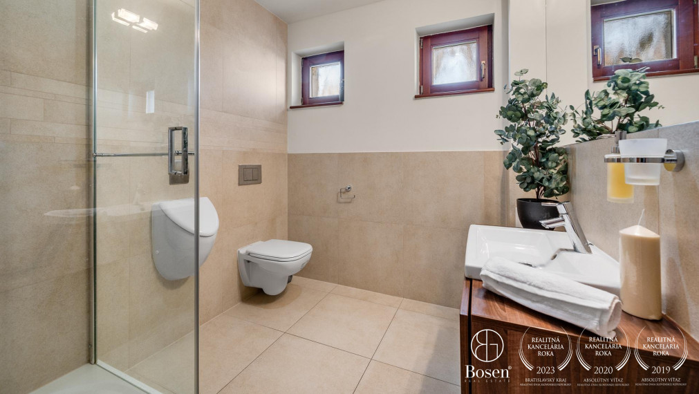 BOSEN | 6 izbová vila s veľkorysým pozemkom v Podunajských Biskupiciach, 2486m2