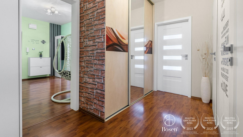 PREDANÉ: BOSEN | Zariadený 3 izb. byt s dvomi loggiami, Petržalka, 87 m2