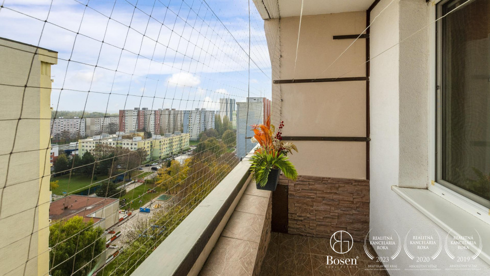 PREDANÉ: BOSEN | Zariadený 3 izb. byt s dvomi loggiami, Petržalka, 87 m2