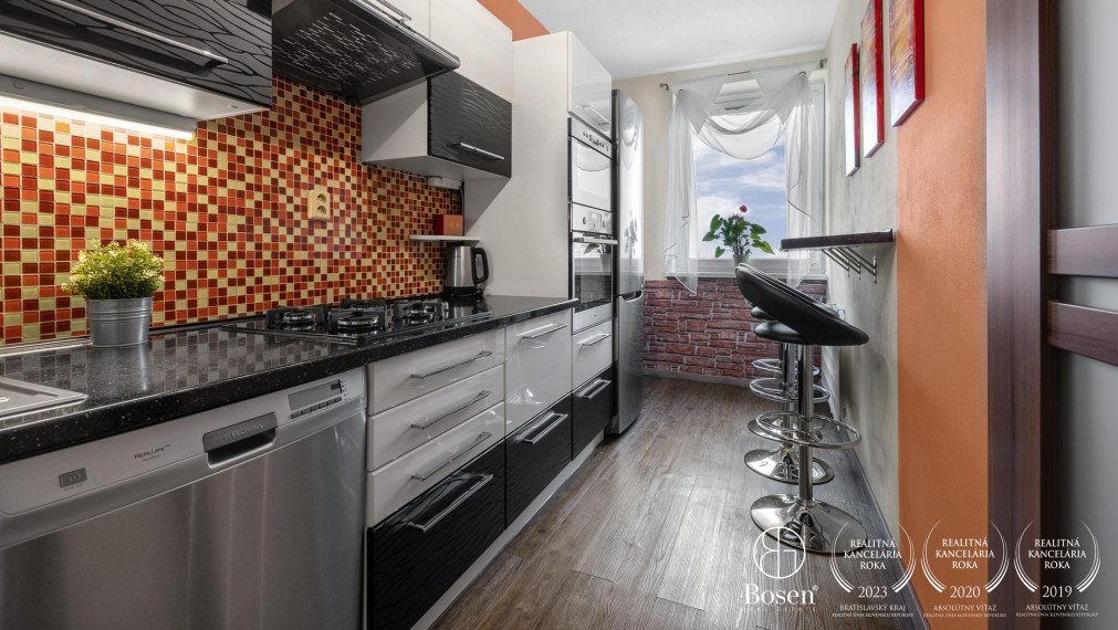 PREDANÉ: BOSEN | Zariadený 3 izb. byt s dvomi loggiami, Petržalka, 87 m2