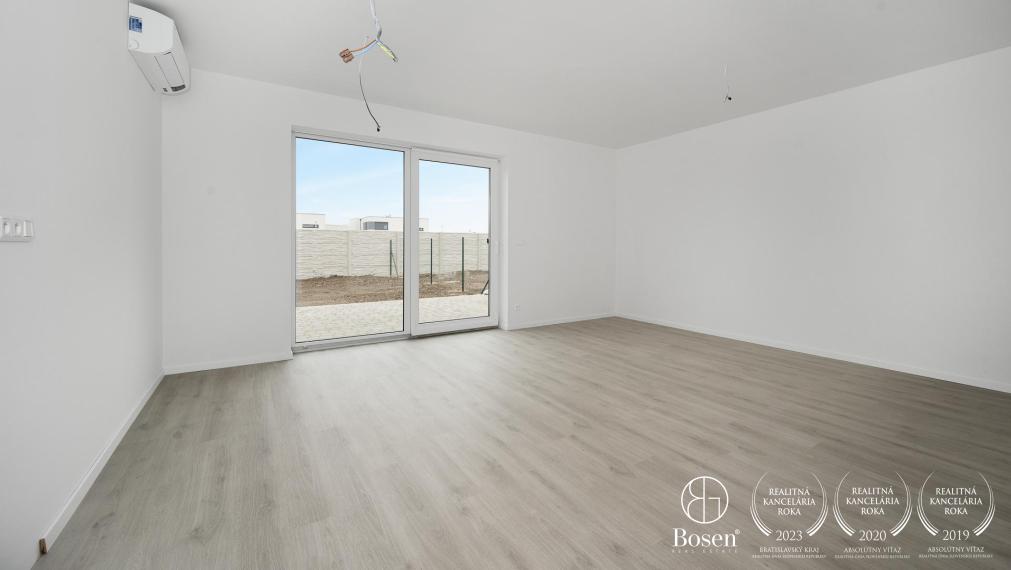 BOSEN | Moderný 3izb Rodinný dvojdom so záhradkou v štandarde