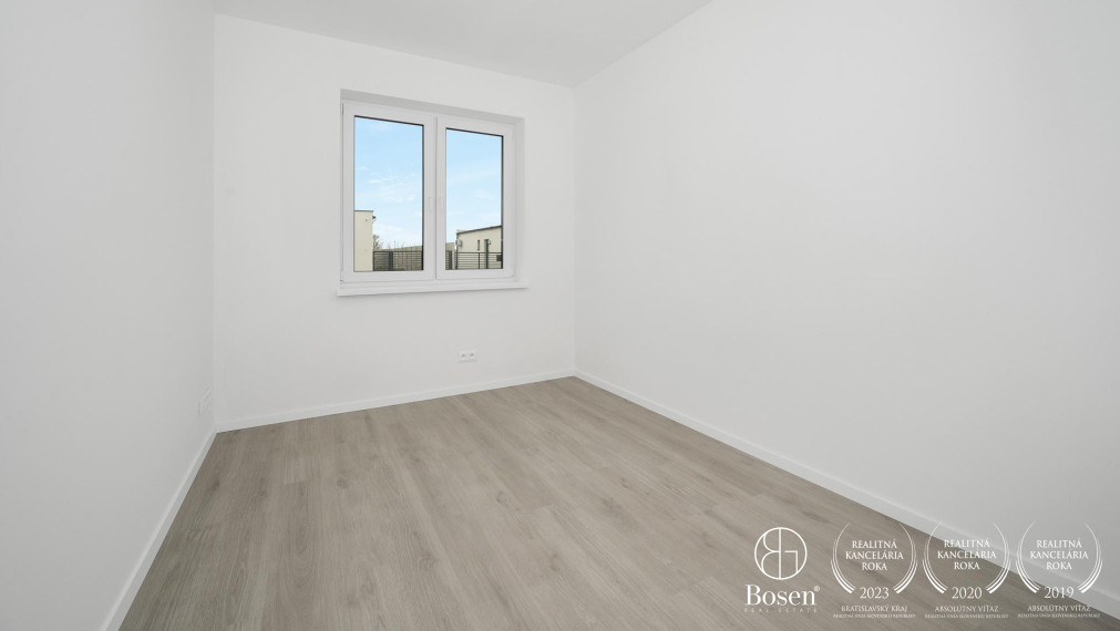 BOSEN | Moderný 3izb Rodinný dvojdom so záhradkou v štandarde