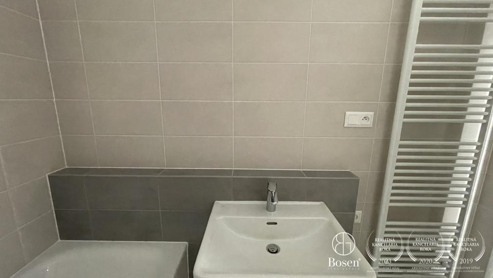 BOSEN | Priestranný 1.izb.byt v novom projekte NUPPU, balkón, kobka, Ružinov, 45 m2