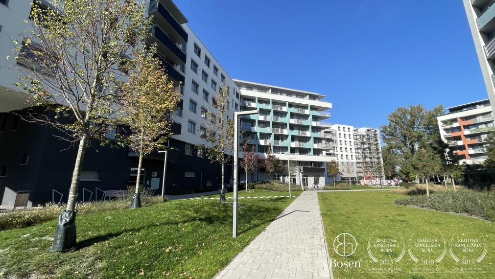 BOSEN | Priestranný 1.izb.byt v novom projekte NUPPU, balkón, kobka, Ružinov, 45 m2