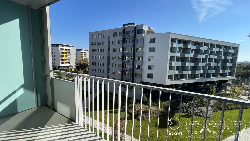 BOSEN | Priestranný 1.izb.byt v novom projekte NUPPU, balkón, kobka, Ružinov, 45 m2