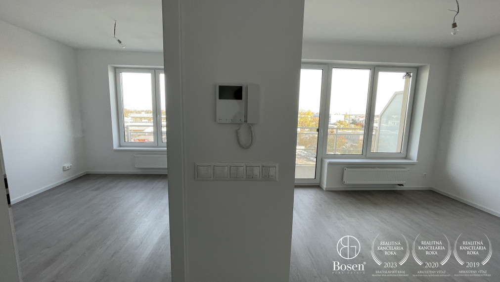 BOSEN | Praktický 2.izb.byt s balkónom a kobkou v projekte Galvaniho Dvory, Ružinov, 50m2