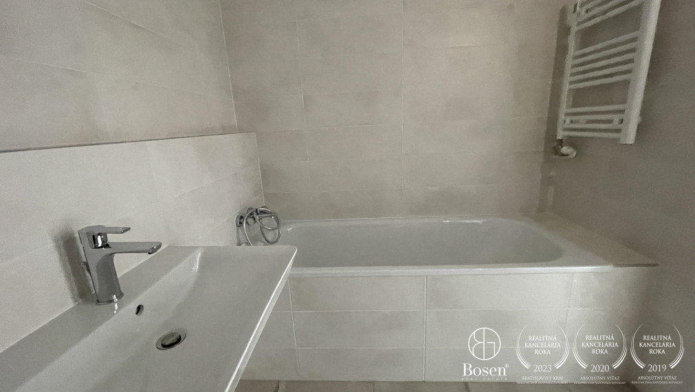 BOSEN | Praktický 2.izb.byt s balkónom a kobkou v projekte Galvaniho Dvory, Ružinov, 50m2