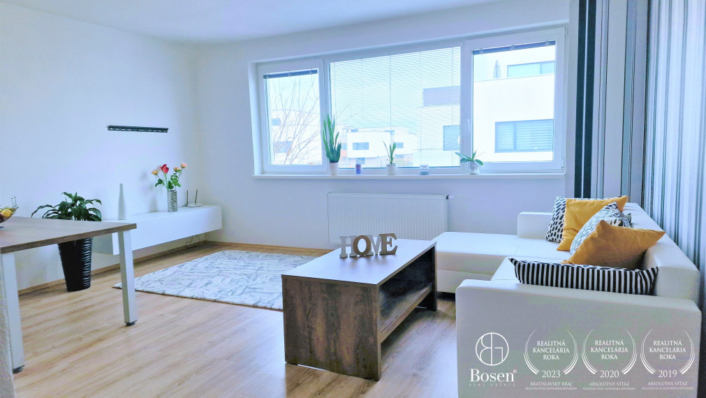 BOSEN | Zariadený 2 izbový byt s parkovacím miestom