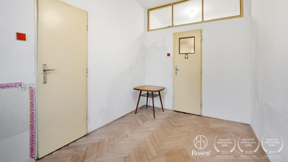 BOSEN | 3 izb. byt s veľkým potenciálom, vo výbornej lokalite, ulica Riazanská, Bratislava, 71 m2