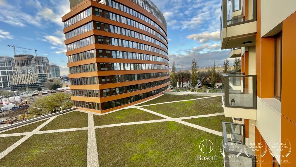 BOSEN | Priestranný 2.izb.byt v novom projekte KLINGERKA, Parking, Kobka, Ružinov, 63 m2