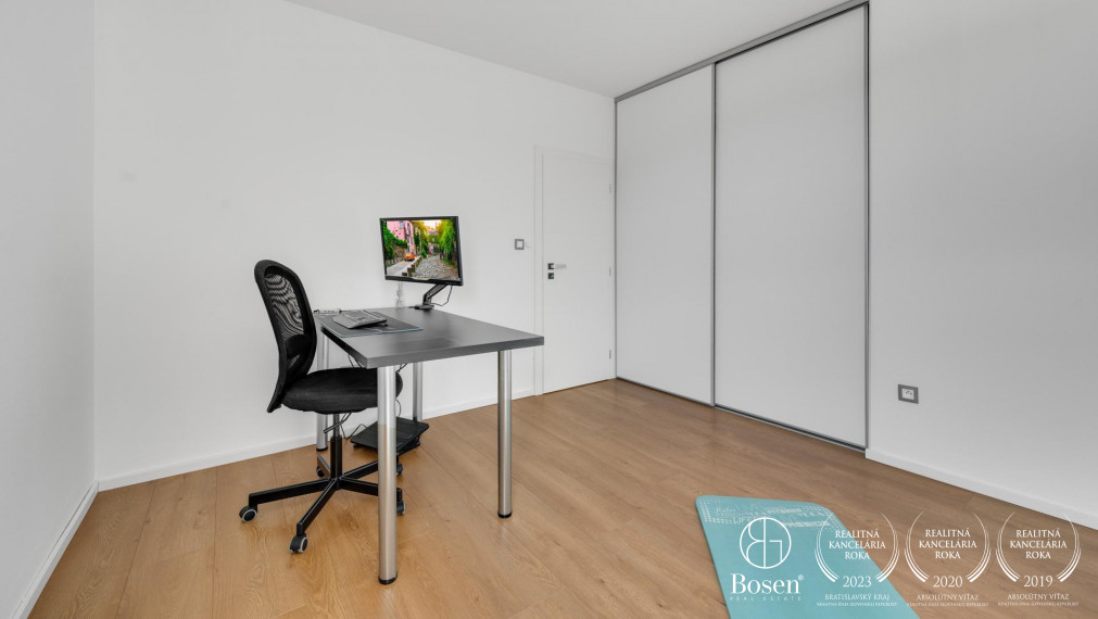 BOSEN | 4 izbový rodinný dom, 3 terasy, 2 parkovacie miesta, Vrakuňa