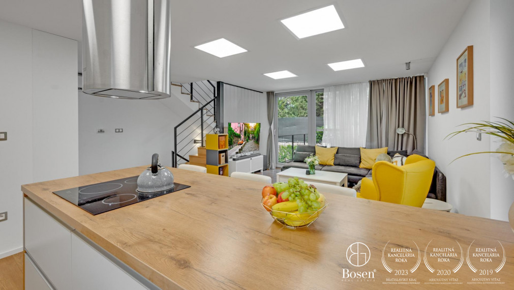 BOSEN | 4 izbový rodinný dom, 3 terasy, 2 parkovacie miesta, Vrakuňa