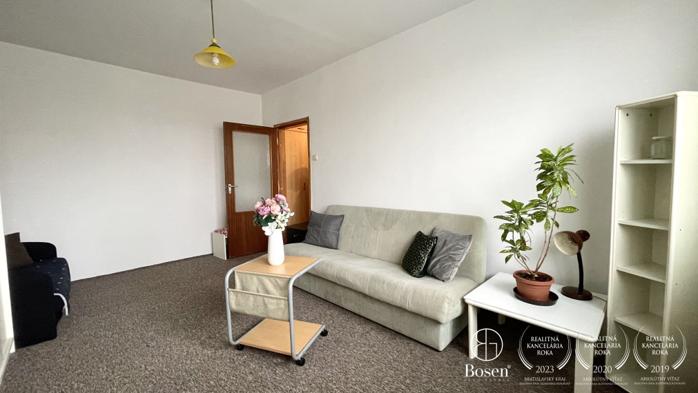 BOSEN | Penájom 1 izbového zariadeného bytu na Bodrockej ulici