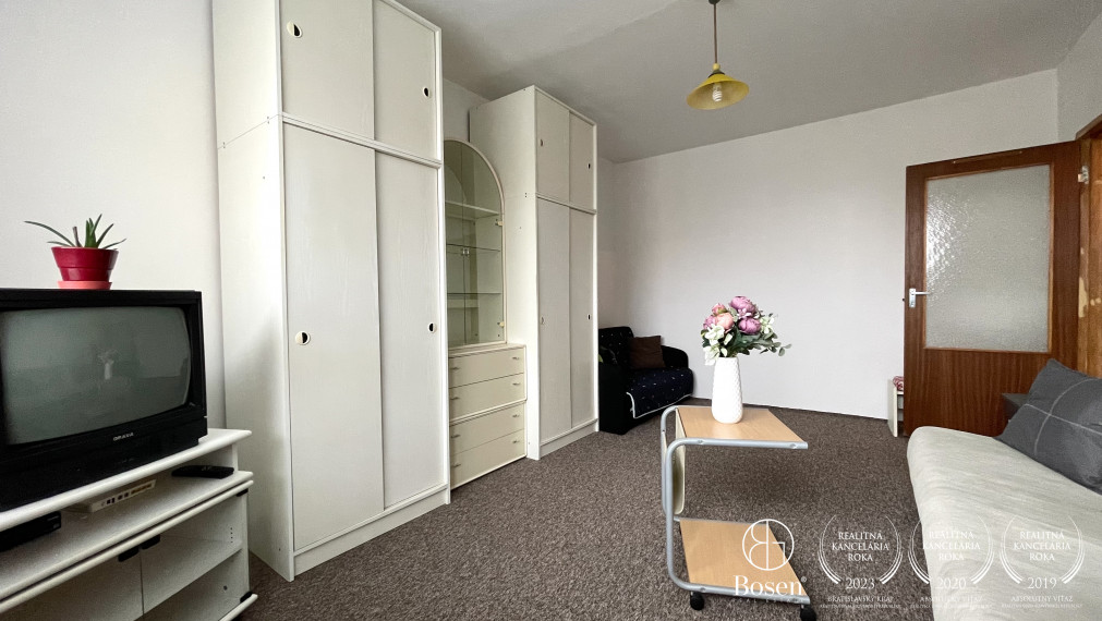 BOSEN | Penájom 1 izbového zariadeného bytu na Bodrockej ulici