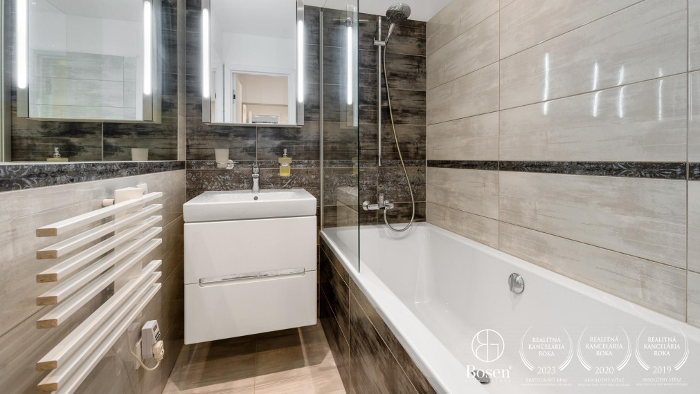 BOSEN | REZERVOVANÝ Zariadený 4-izbový slnečný byt v Ovsiští, Bratislava- Petržalka