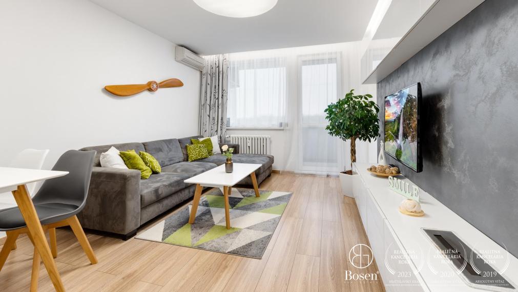 BOSEN | REZERVOVANÝ Zariadený 4-izbový slnečný byt v Ovsiští, Bratislava- Petržalka