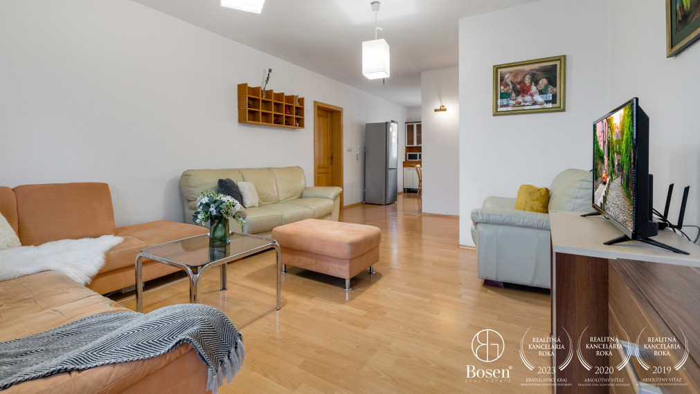 PREDANÉ - BOSEN | Predaj 3 izbového bytu s terasou, Dúbravka