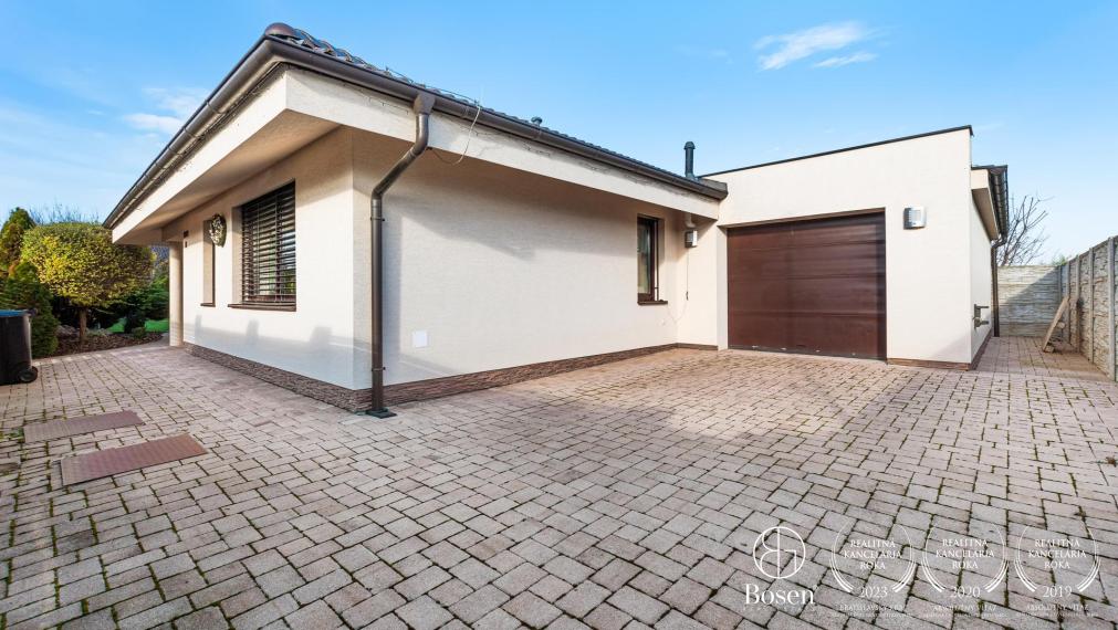 BOSEN | Prenájom príjemný 4 izbový rodinný dom v Moste pri Bratislave - Studené