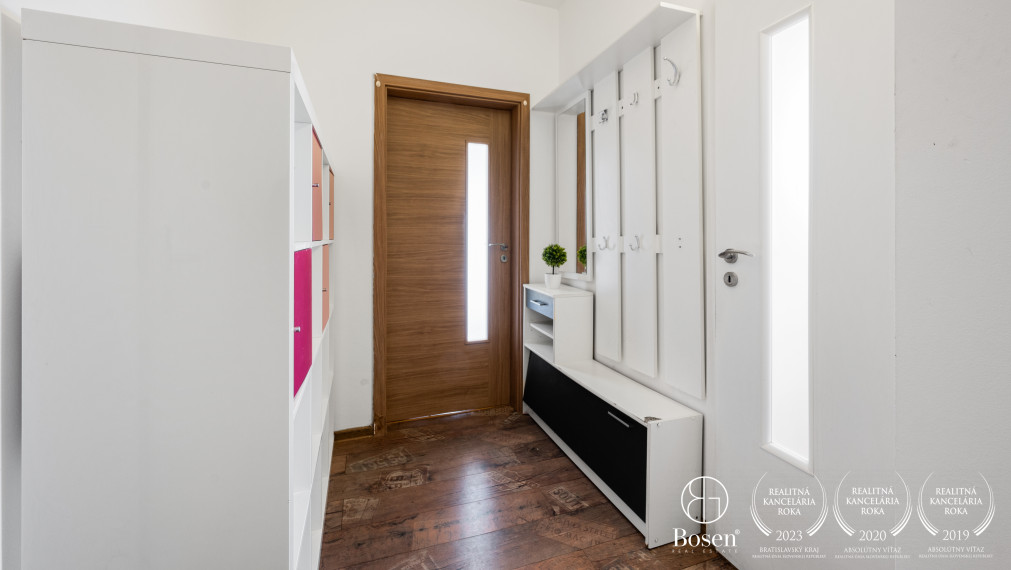 BOSEN | PRENAJATÉ 2 izbový byt s parkovacím státím, pri golfovom ihrisku, Hrubá Borša