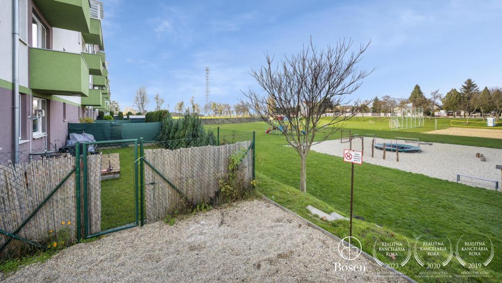BOSEN | PRENAJATÉ 2 izbový byt s parkovacím státím, pri golfovom ihrisku, Hrubá Borša