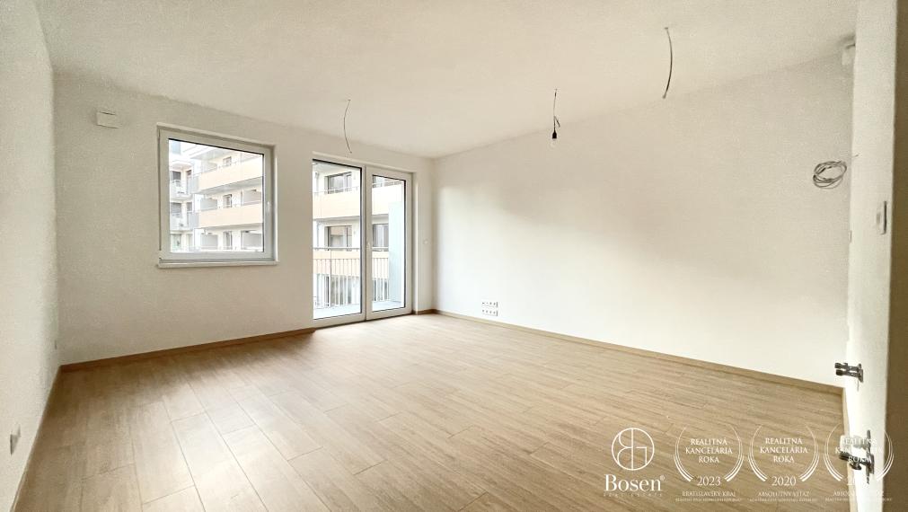 PREDANÉ BOSEN | 1 izbový slnečný byt s balkónom v projekte GALVANI HOME, 32.57 m2