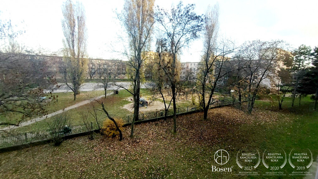 BOSEN | 2 izbový byt s balkónom