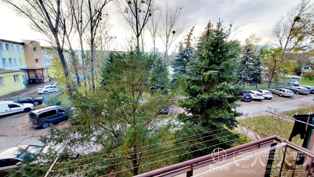 BOSEN | 2 izbový byt s balkónom