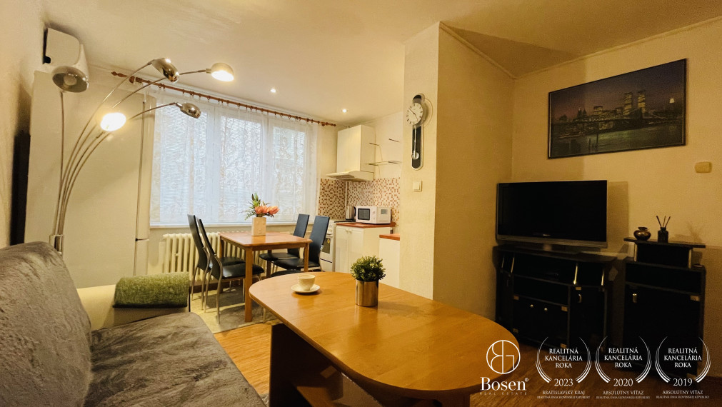 PRENAJATÉ - BOSEN |  Útulný 2,5 izbový byt, ulica Sibírska, Bratislava