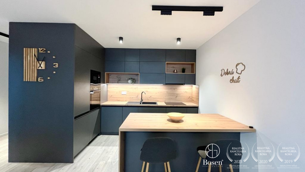 BOSEN | Prenájom priestranný 2 izbový byt so súkromným bazénom  v novostavbe na ulici Slnečnicová, Rovinka