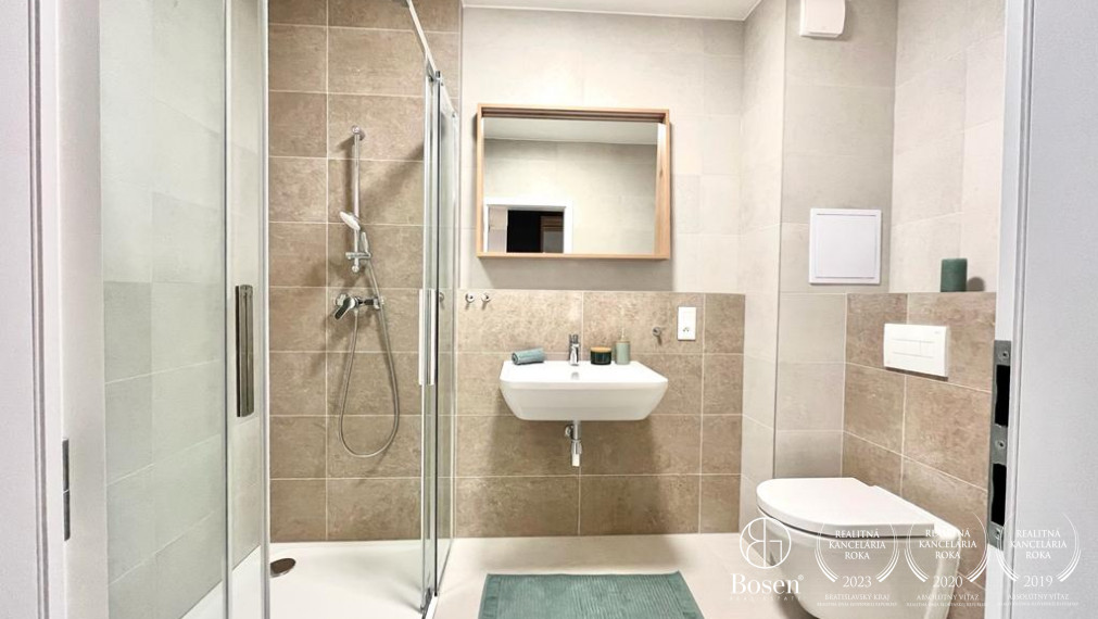 BOSEN | Prenájom priestranný 2 izbový byt so súkromným bazénom  v novostavbe na ulici Slnečnicová, Rovinka