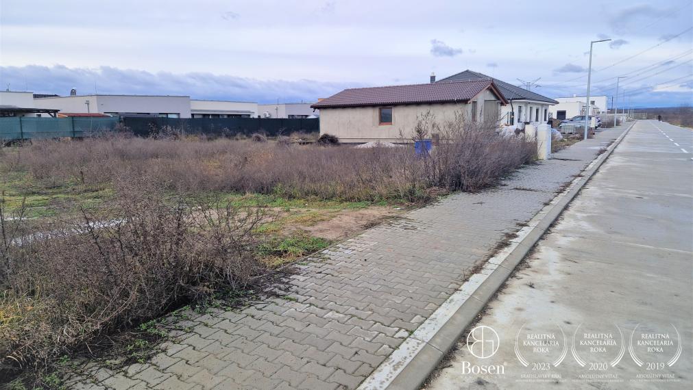 BOSEN | Stavebný pozemok o rozlohe 562m2