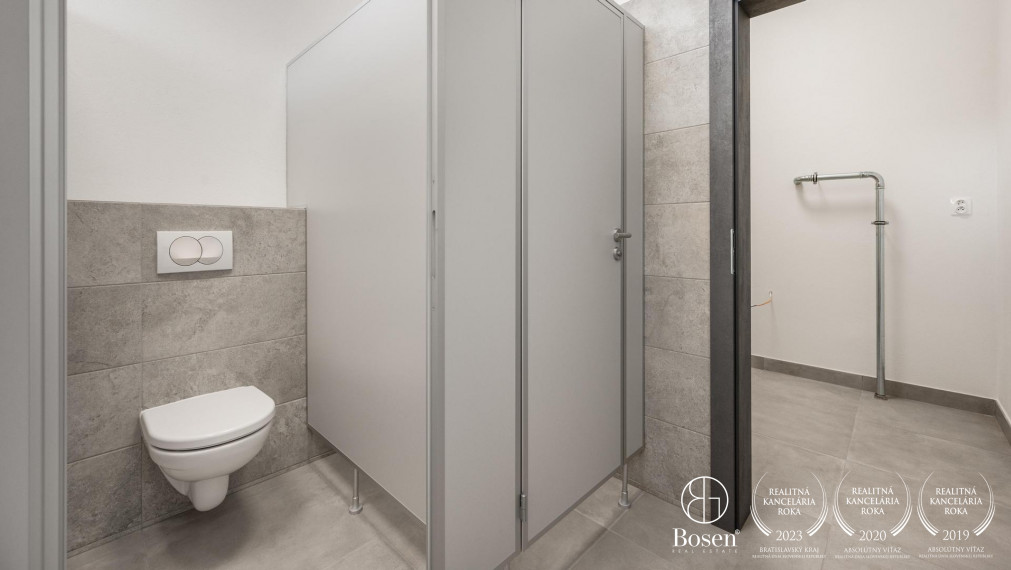 BOSEN | Nadštandardná polyfunkčná budova Krogen, Malacky, 1886 m2