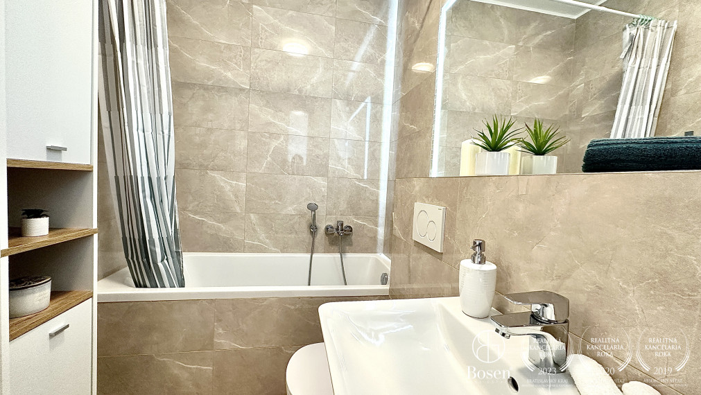 BOSEN | 3 izbový byt s predzáhradkou (134 m2) a 2 parkovacími miestami, Majoránová, Bratislava - m.č. Vrakuňa