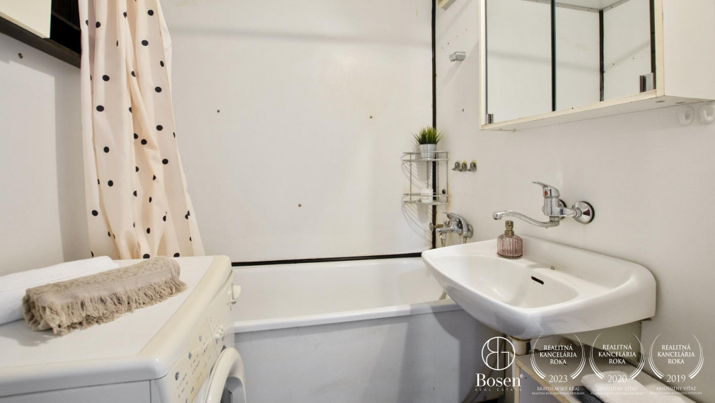 BOSEN | 3 izbový byt s výhodnou polohou, ulica Belinského, Bratislava - Petržalka, 73 m2