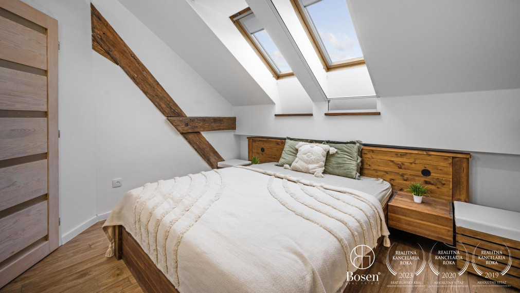 BOSEN | 3 izbový mezonet s garážou a parkovacím státím, Bernolákovo