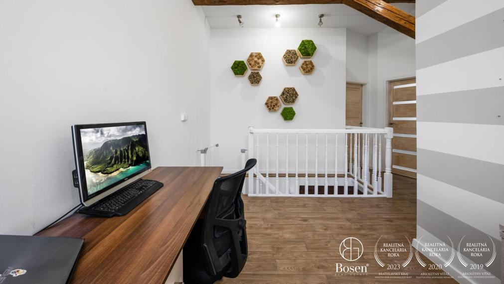 BOSEN | 3 izbový mezonet s garážou a parkovacím státím, Bernolákovo