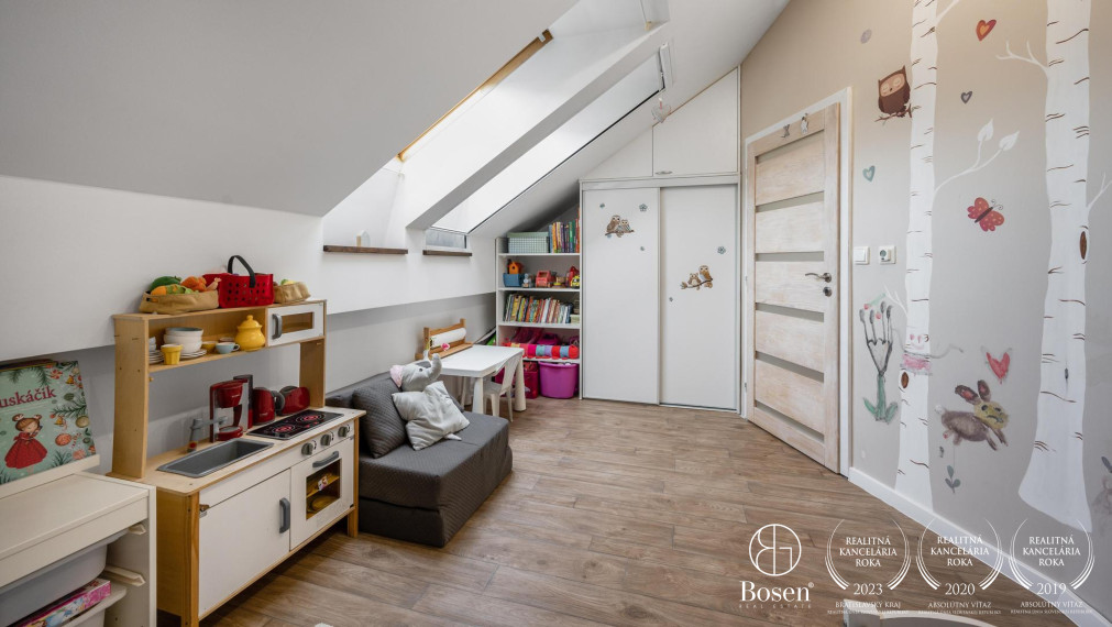 BOSEN | 3 izbový mezonet s garážou a parkovacím státím, Bernolákovo