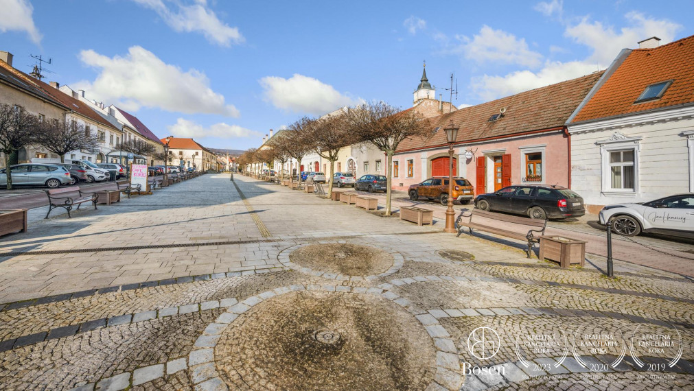 3-bedroom duplex apartment, two bathrooms, balcony, Svätý Jur, Hergottova, 99 m2