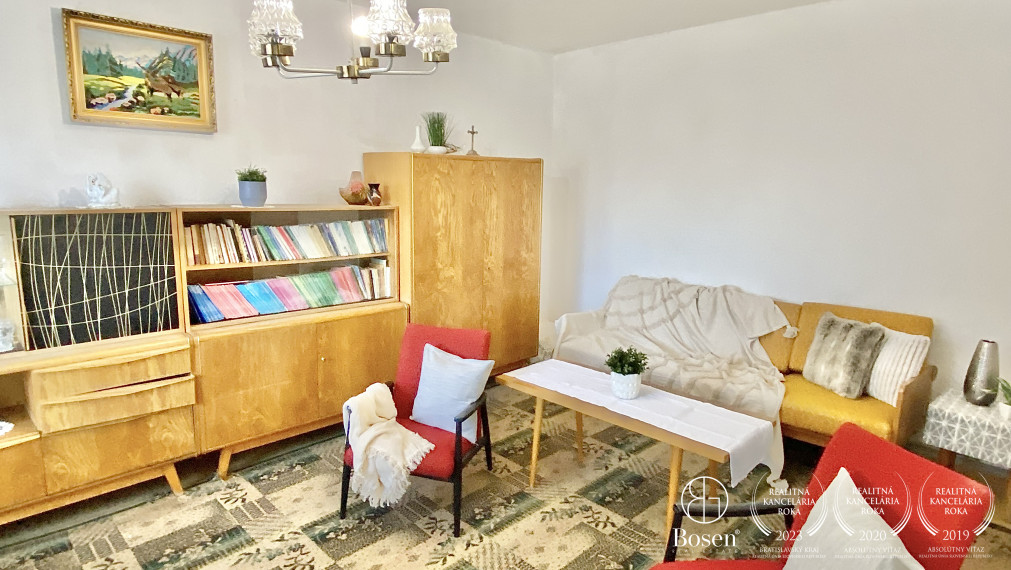 BOSEN | 1 izbový byt na predaj v centre Fiľakova, 40m2, pôvodný stav.