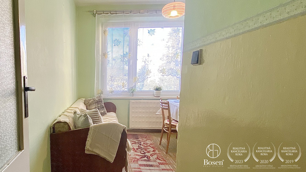 BOSEN | 1 izbový byt na predaj v centre Fiľakova, 40m2, pôvodný stav.