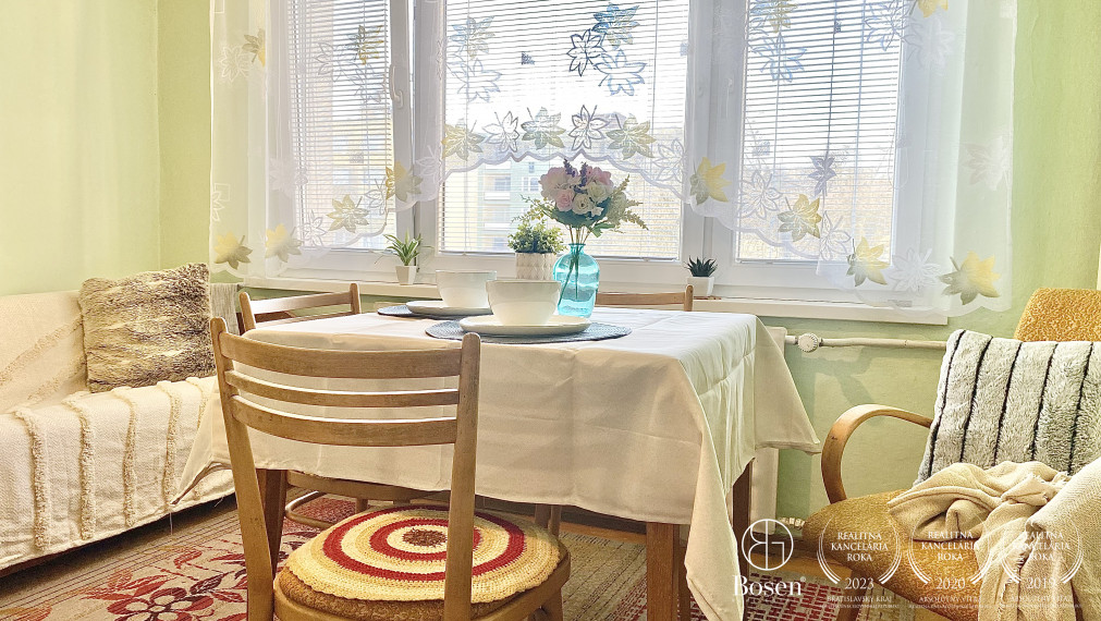 BOSEN | 1 izbový byt na predaj v centre Fiľakova, 40m2, pôvodný stav.