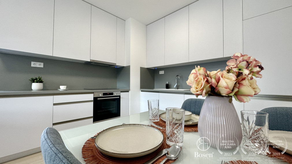 PRENAJATÉ | BOSEN | Prenájom 2 izbový zariadený byt s parkovacím miestom, Slnečnice - Viladomy, Bratislava - m.č. Petržalka