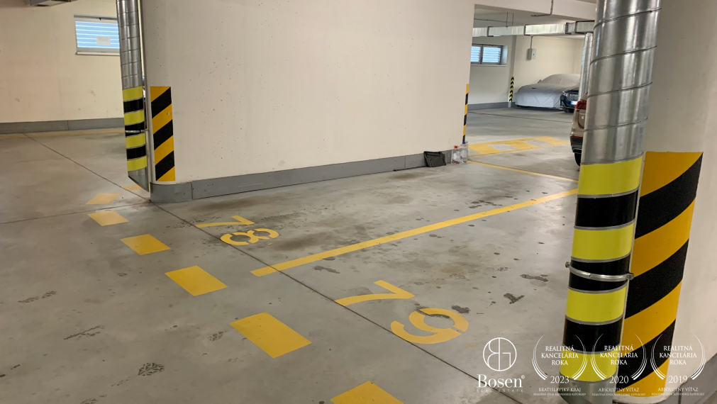 REZERVOVANÉ - BOSEN | Prenájom - veľkometrážny 4 izbový byt, 163 m2, Krasovského 13, BA