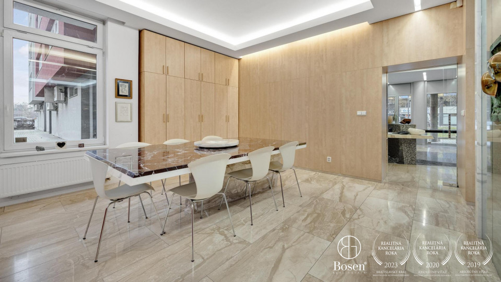 BOSEN | Prenájom obchodných priestorov v Ružinove na Tomášikovej ulici, 141 m2