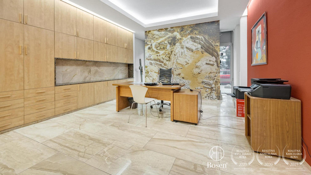 BOSEN | Prenájom obchodných priestorov v Ružinove na Tomášikovej ulici, 141 m2