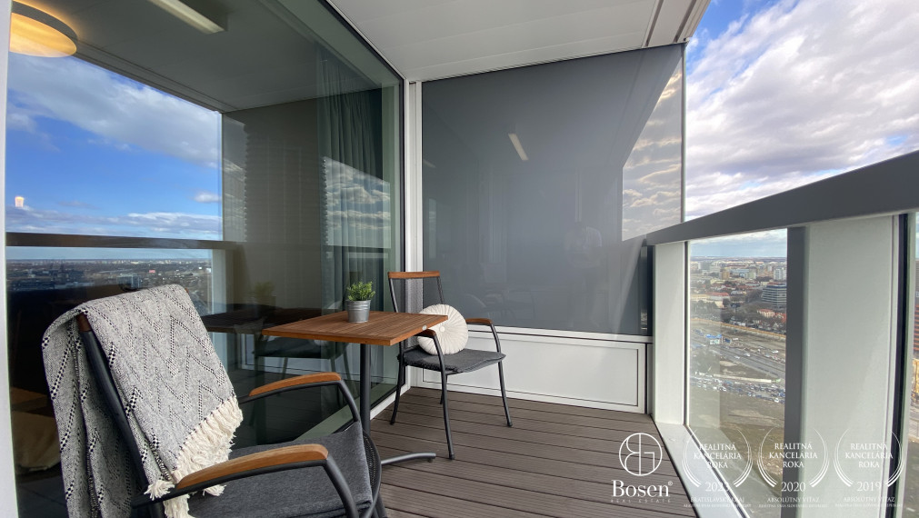 BOSEN | 2 izb.byt s loggiou na 26. poschodí v projekte Panorama City, Landererova,60m2