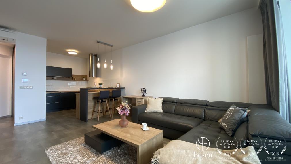 BOSEN | 2 izb.byt s loggiou na 26. poschodí v projekte Panorama City, Landererova,60m2