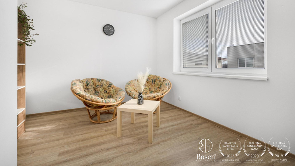 BOSEN | 4 izbový byt v dvojdome so záhradkou a vlastnou studňou, ul. Hrudky, Chorvátsky Grob – Čierna Voda