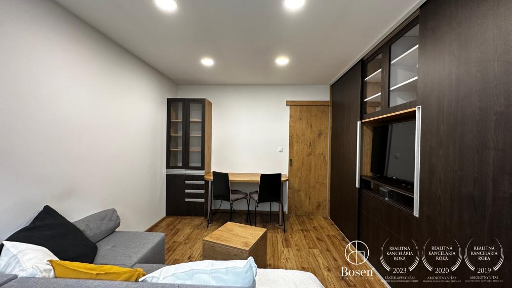 BOSEN | Prenájom garsónka, Bratislava - m.č. Petržalka na ulici Vilova.